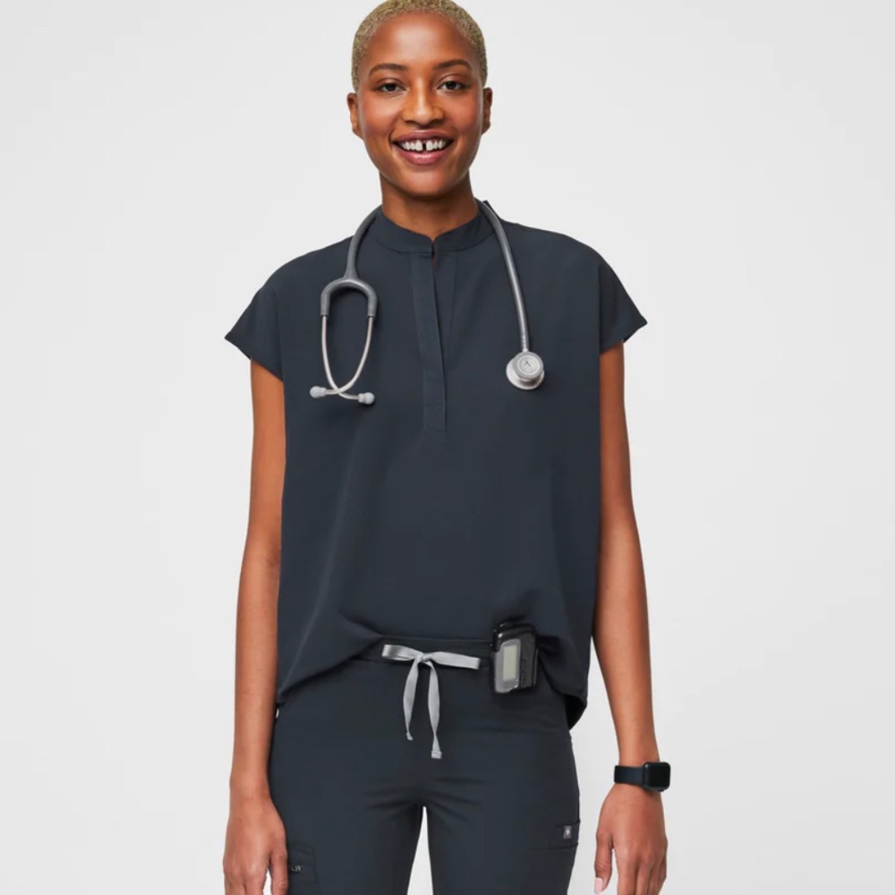 NWT Figs Rafaela Oversized Scrub Top in Dark Harbor (small)